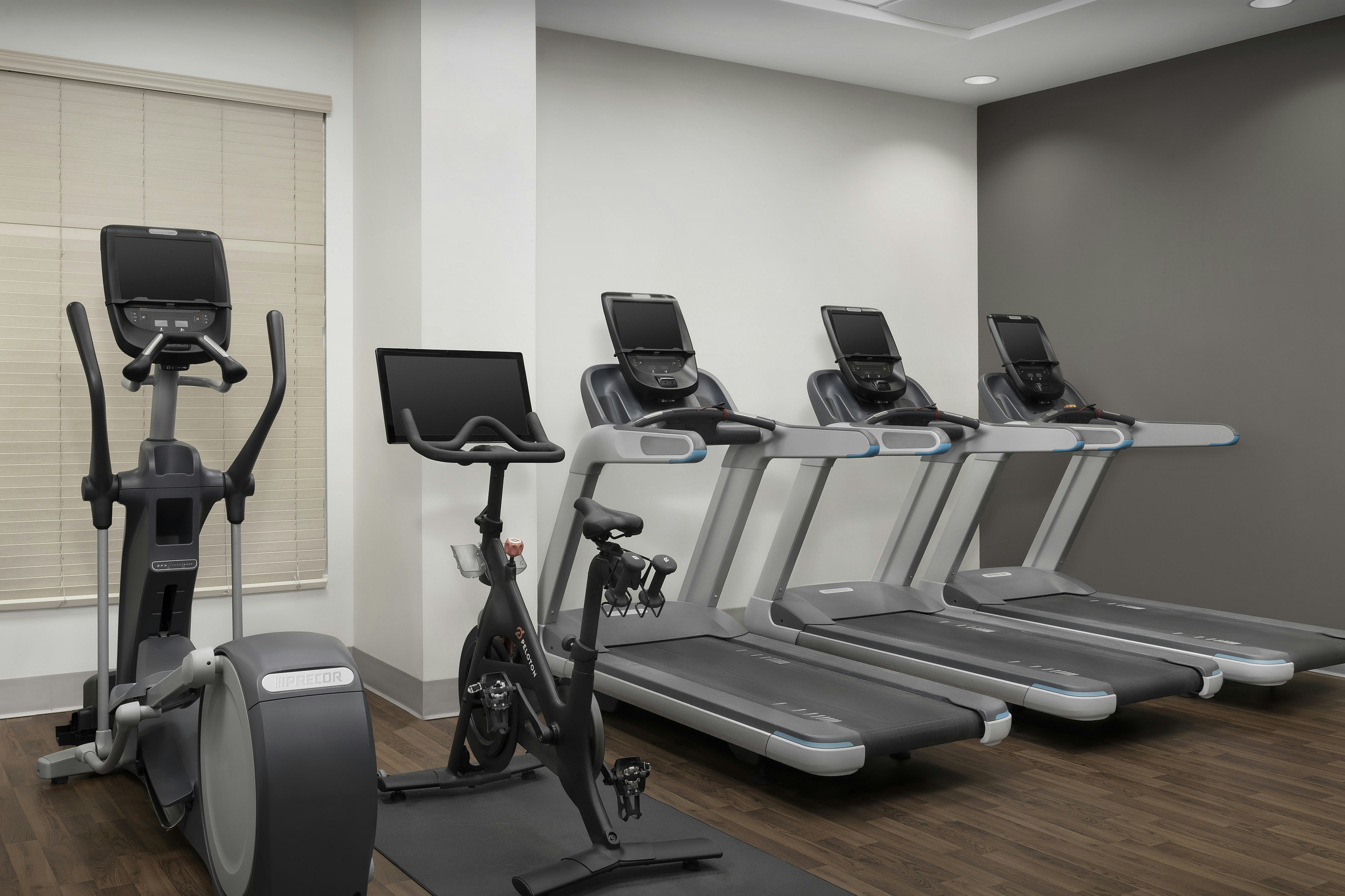 Embassy Suites Atlanta Kennesaw Town Center 32/61