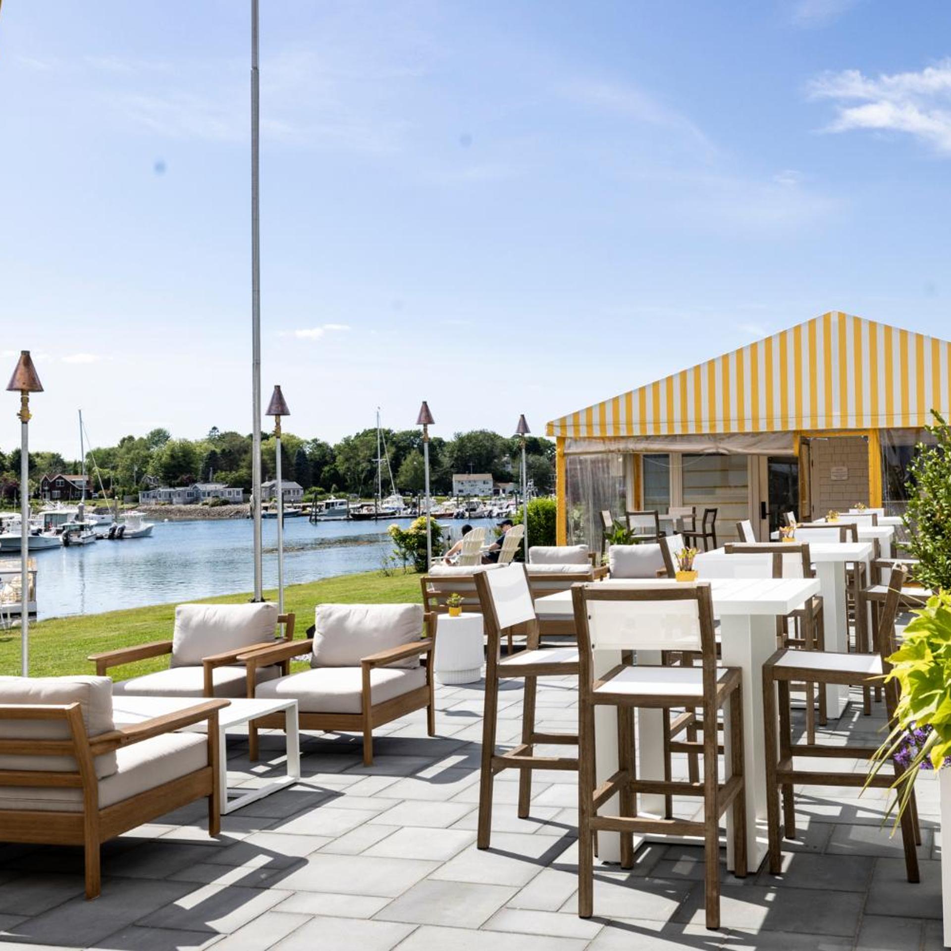 Yachtsman Hotel & Marina Club 43/60