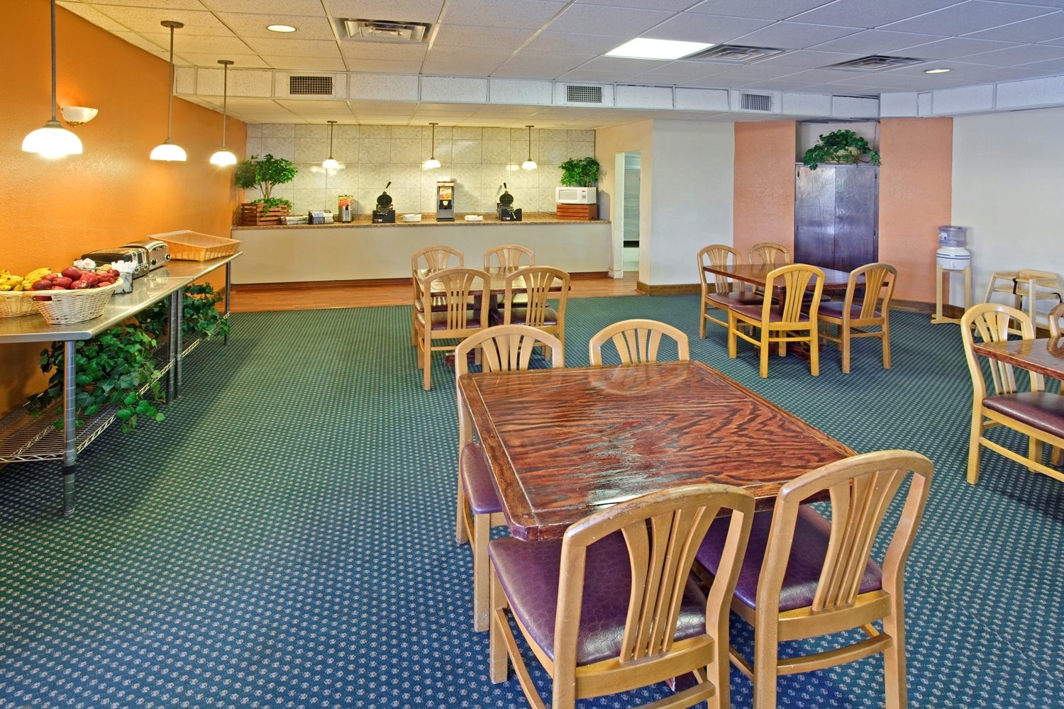Americas Best Value Inn Laredo 25/34