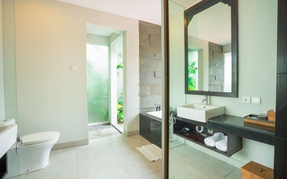 SAMAJA VILLAS KUNTI 63/67