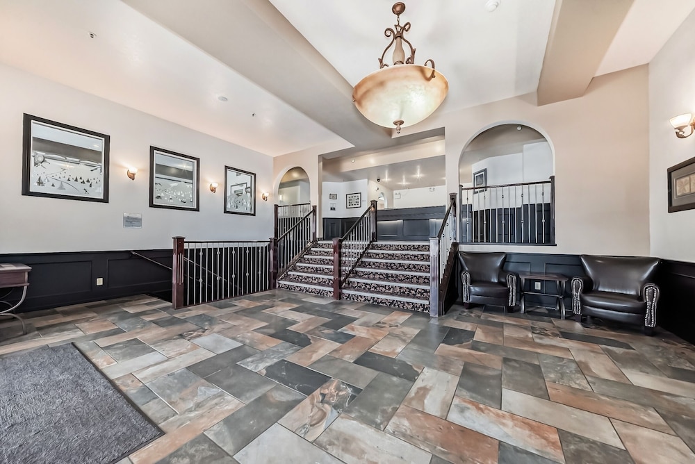 Grande Cache Inn and Suites 41/46