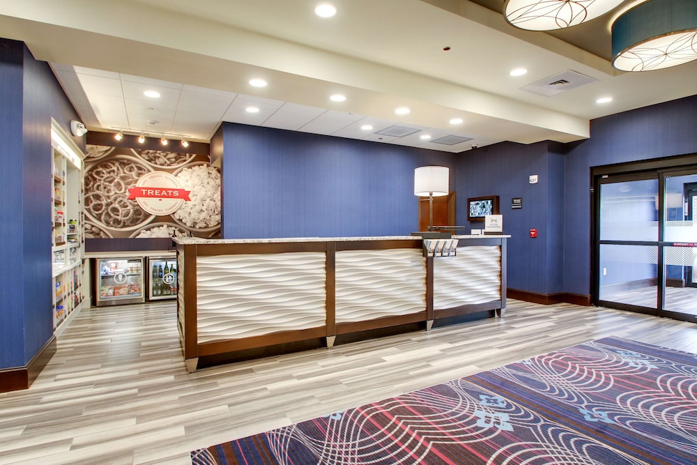 Hampton Inn Suites Greenville Airport 5/56