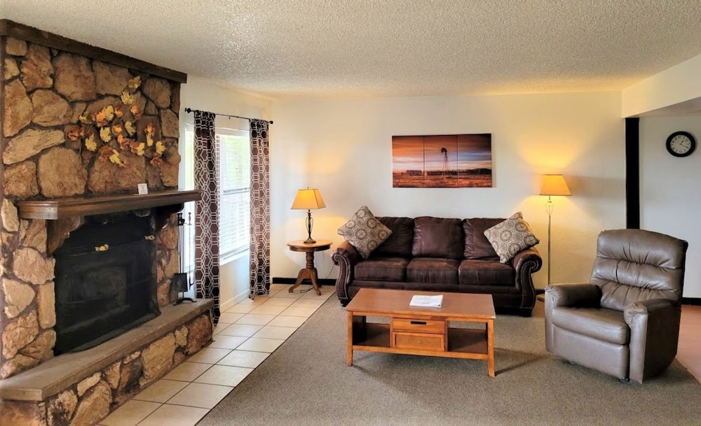 High Sierra Condominiums 30/67