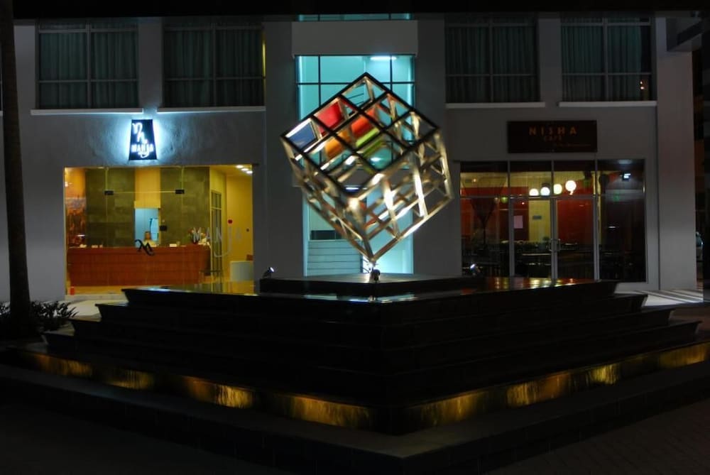 Manja Hotel 3/19