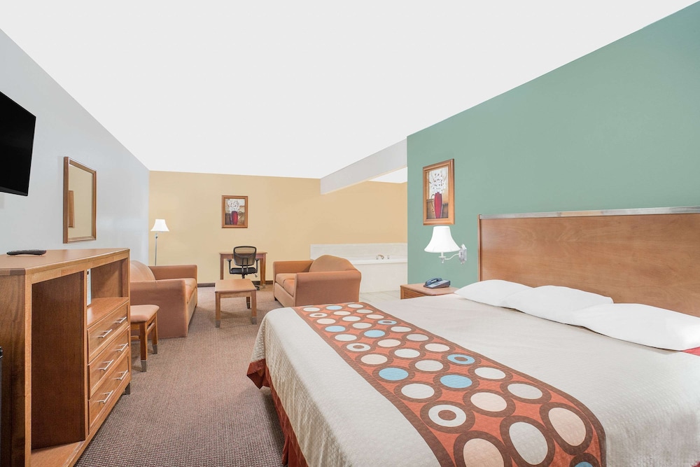 Super 8 By Wyndham St. George UT 10/23