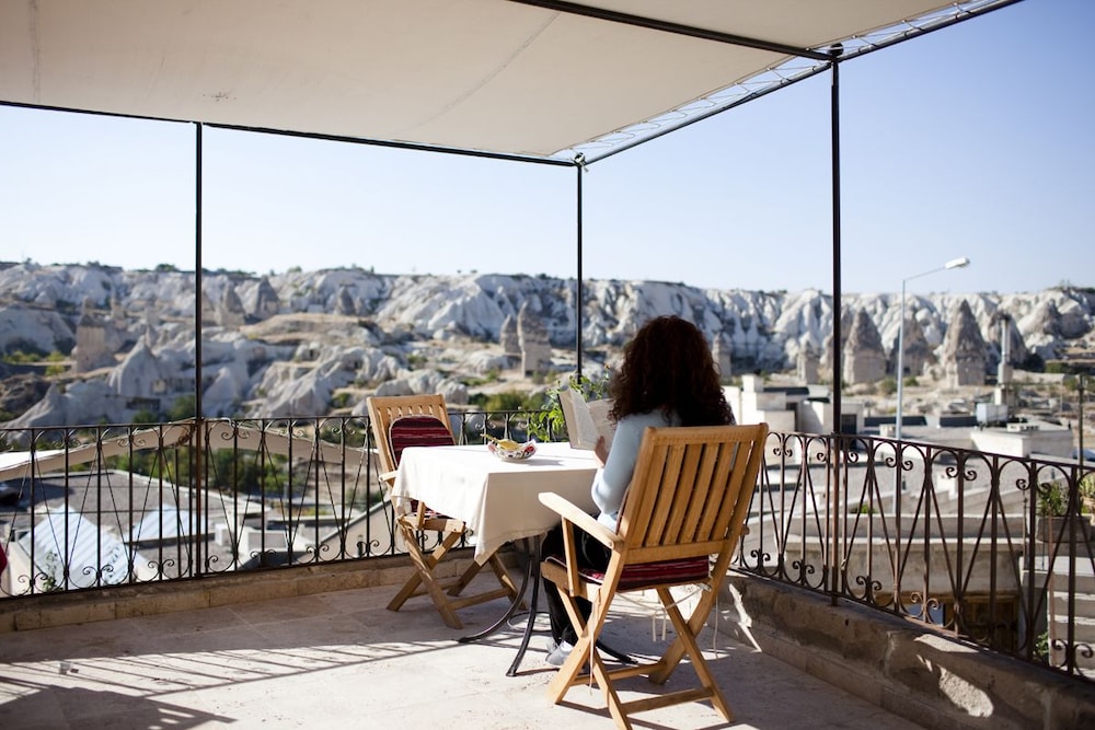 Koza Cave Hotel 25/50
