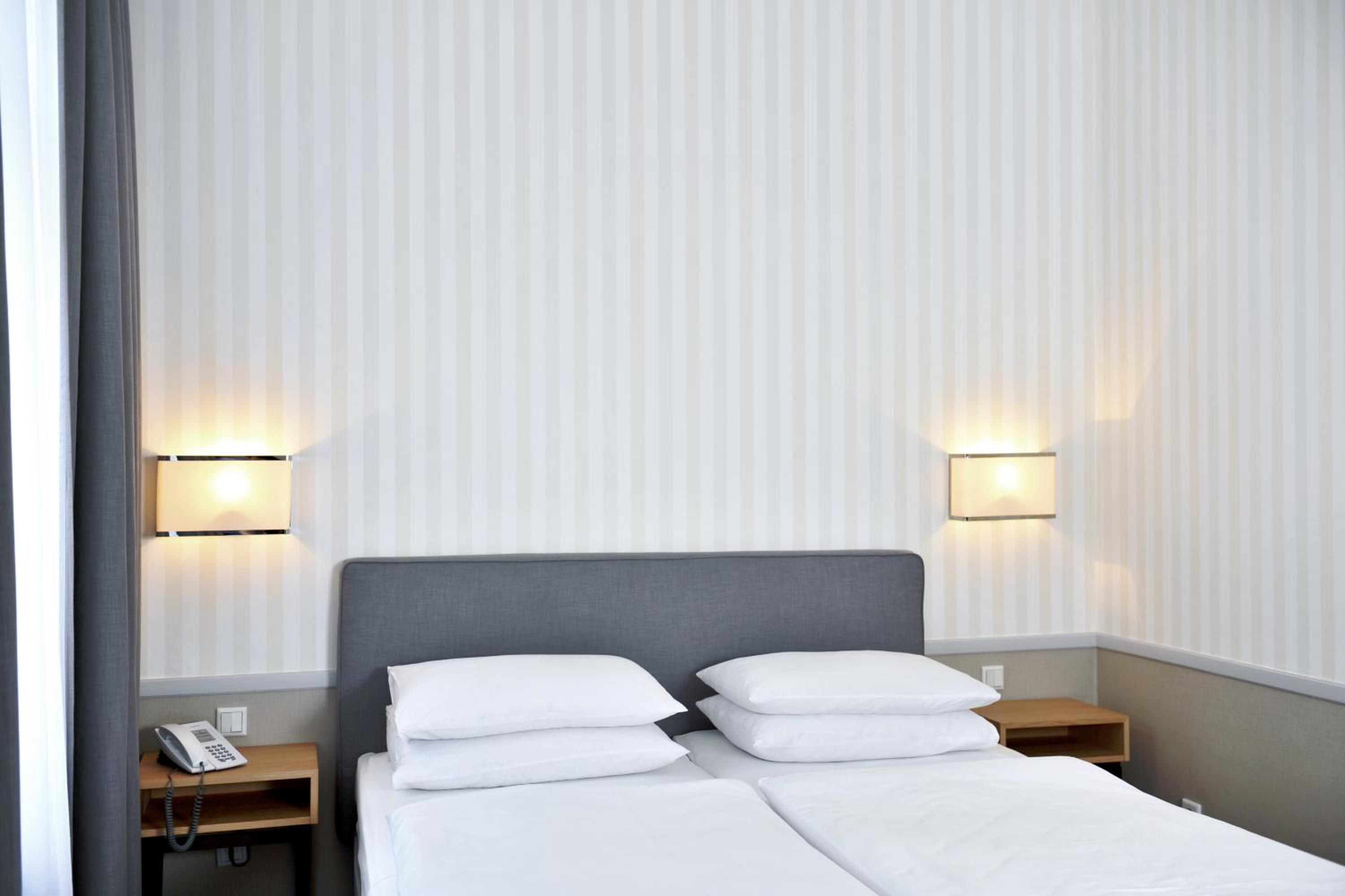 Medium, Double or Twin Bed