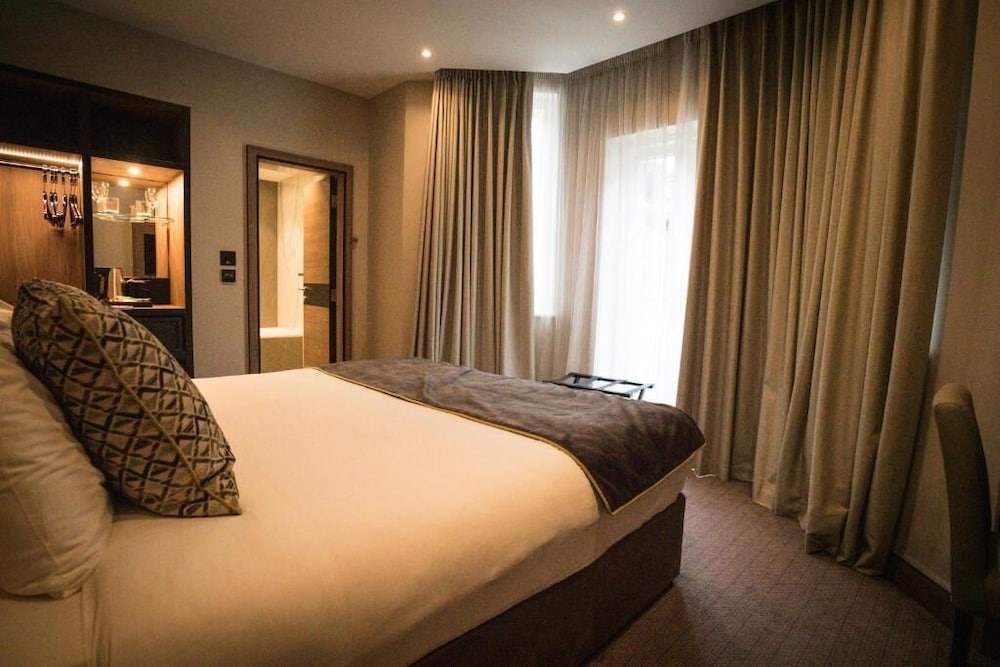 Oxford Hotel Earls Court 10/62