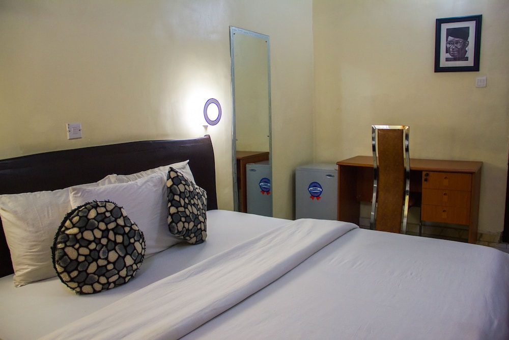 Benestar Suites 8/42