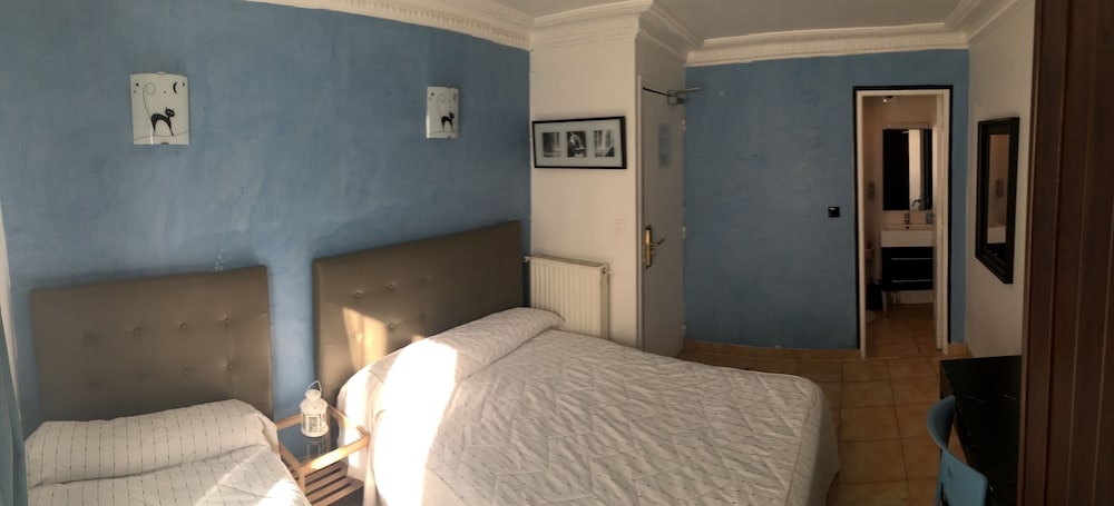 Hotel Pacific 8/37