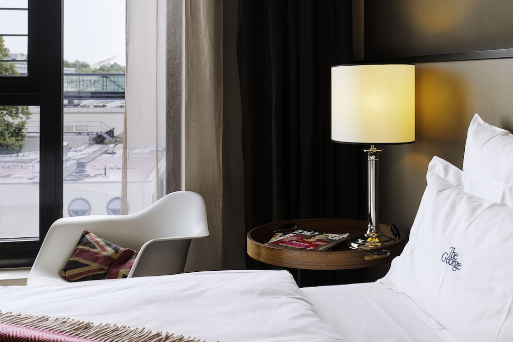 The George Hotel Hamburg 23/59