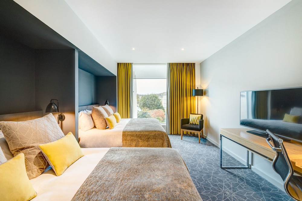 Apex City of Bath Hotel 64/76