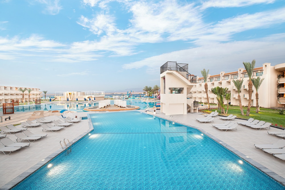 THE V Luxury Resort Sahl Hasheesh 46/50