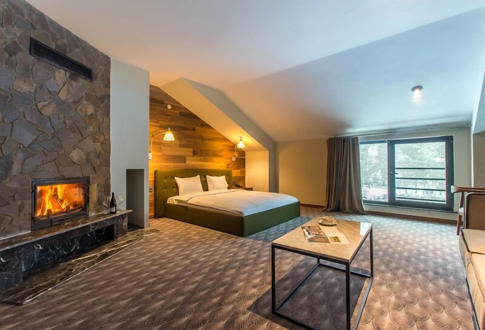 Abant Lotus Otel 12/36
