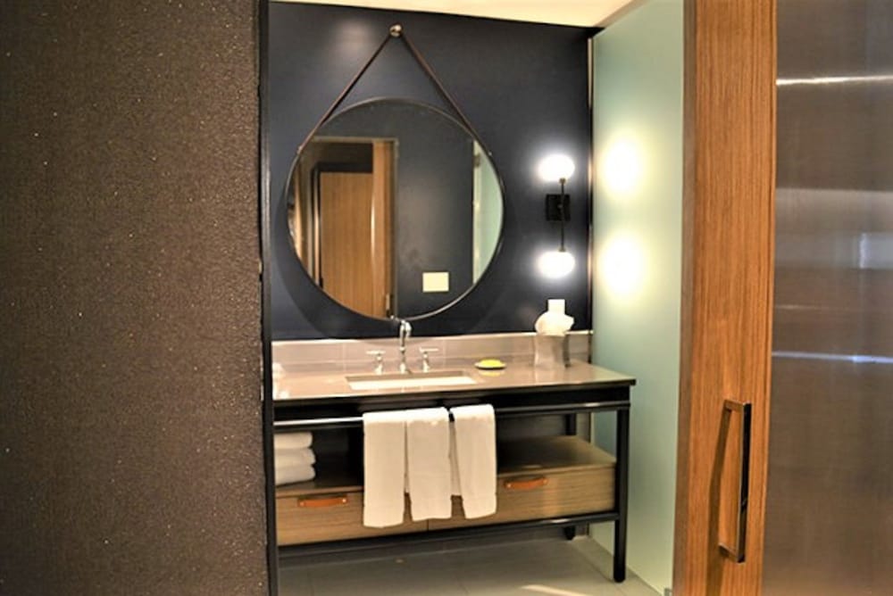 Indigo Vancouver Dwtn Portland Area 15/69