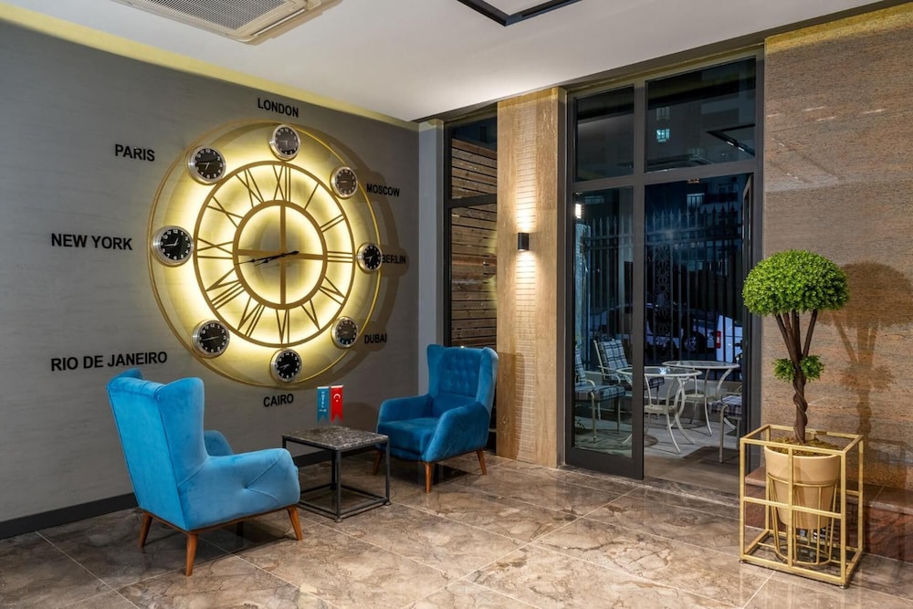 Anelli Hotel 25/40