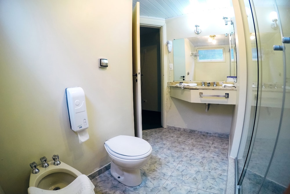 Plaza Inn Week Inn - Campos Do Jordao 58/60