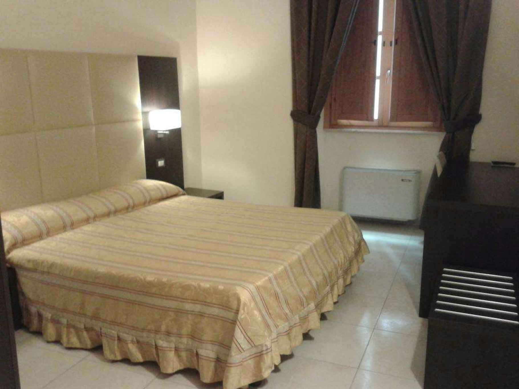 Hotel Due Colonne 12/71