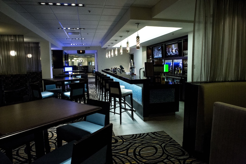 The Grand Winnipeg Airport Hotel 45/56