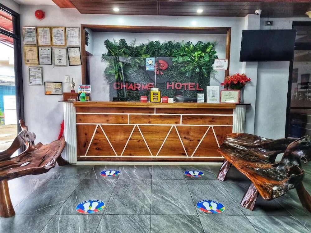 Charms Hotel 3/26