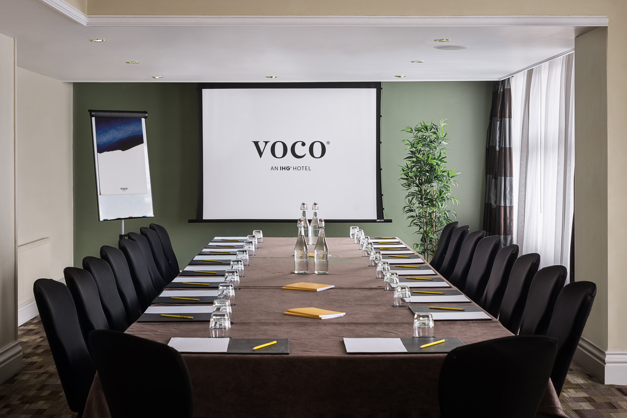 Voco St Johns Solihull Ex St Johns Hotel 56/75