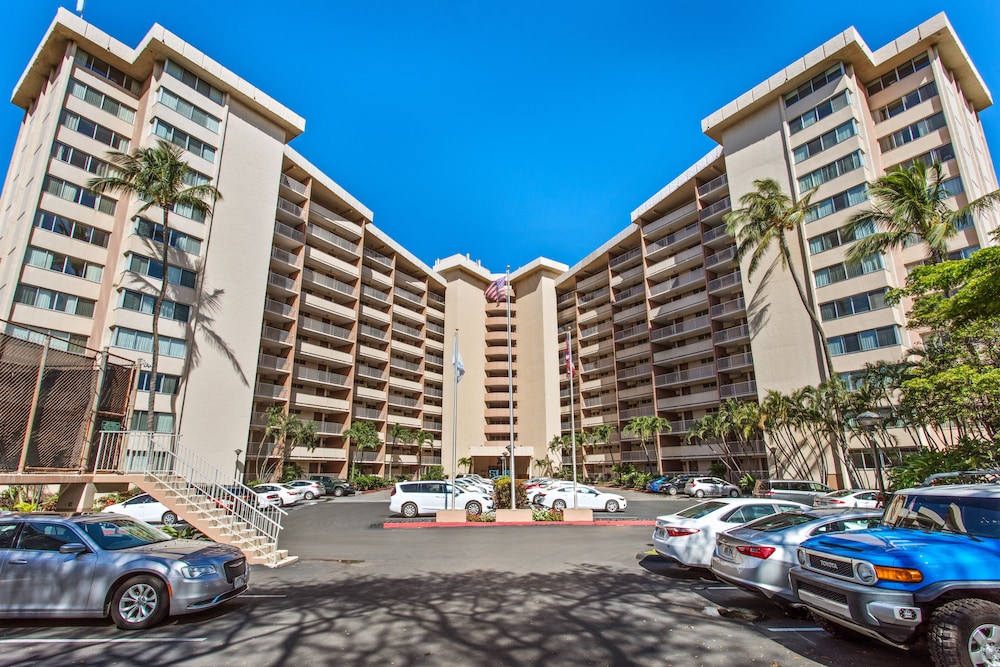 Royal Kahana Maui by OUTRIGGER 69/77
