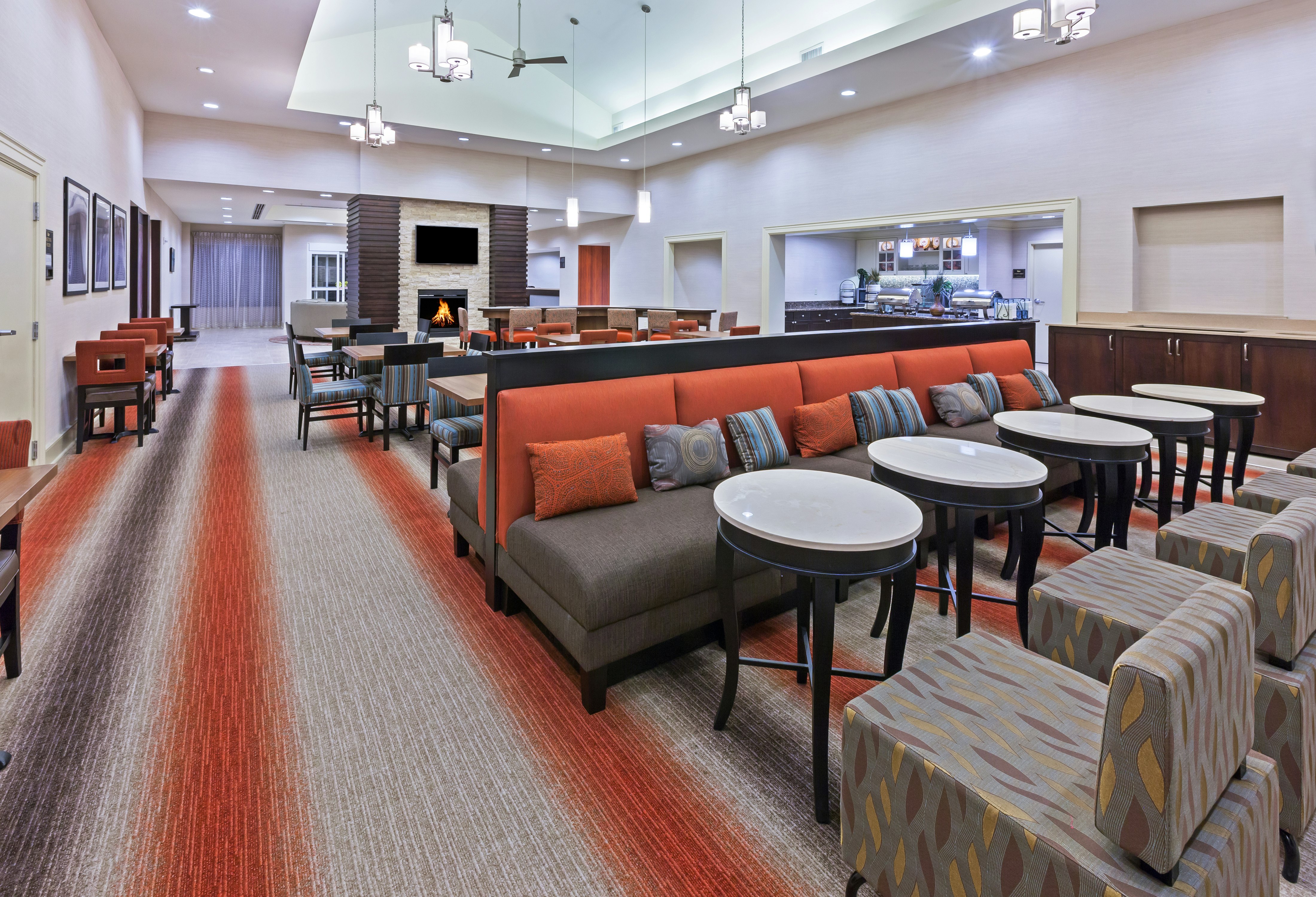 Homewood Suites by Hilton Laredo at Mall del Norte 45/75