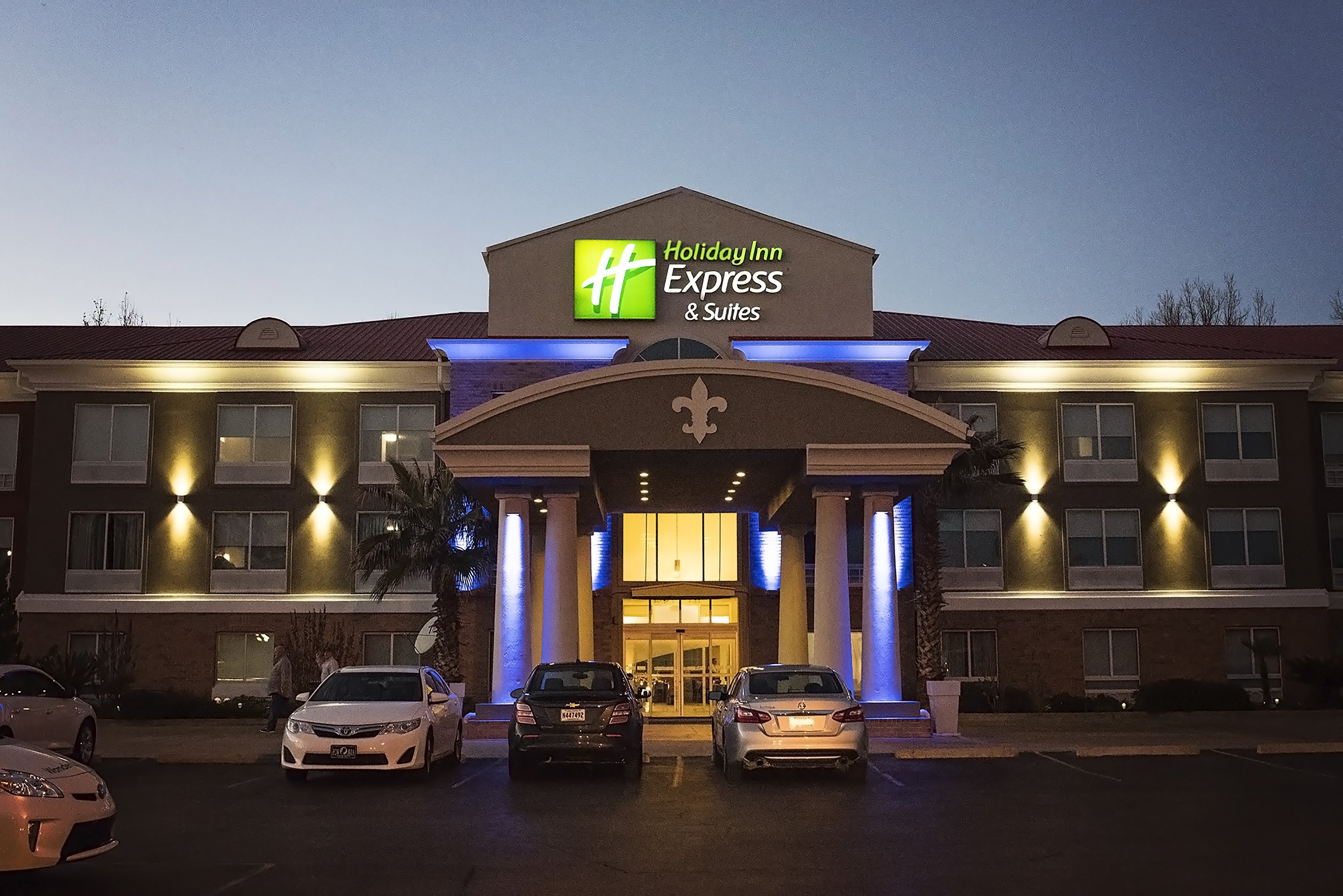 Holiday Inn Express Hotel Suites Alexandria 4/62