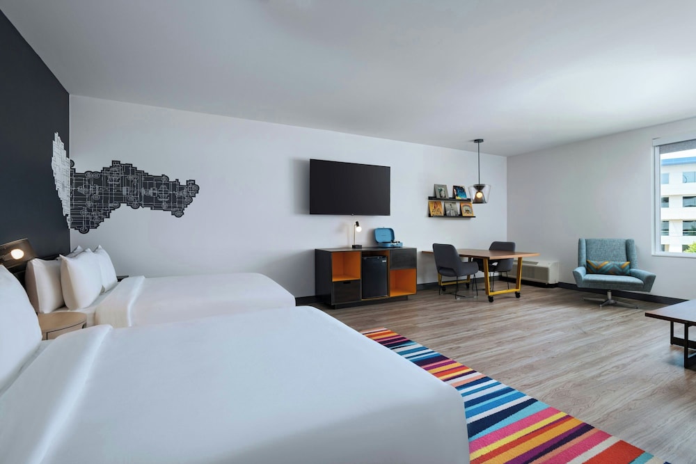 Aloft Austin Southwest 9/32