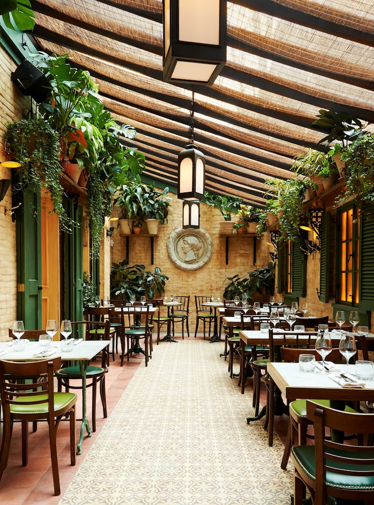 The Marlton Hotel 23/31