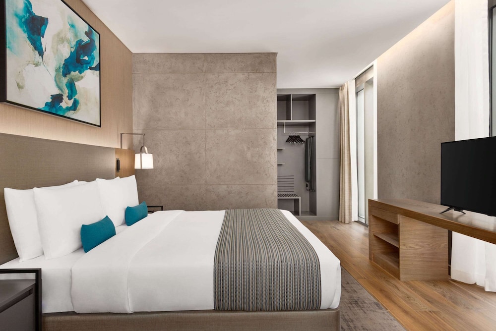 Mercure Dubai Gold District 21/53