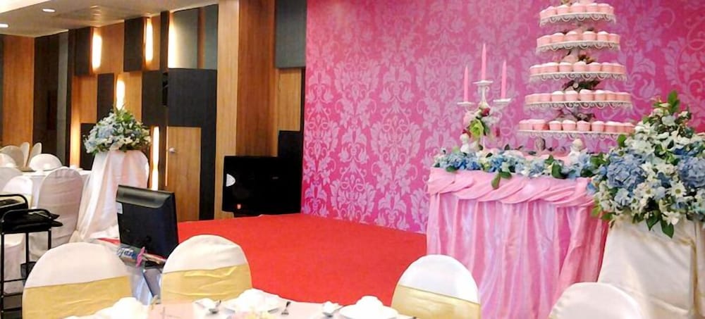 Mantra Varee Hotel 25/47