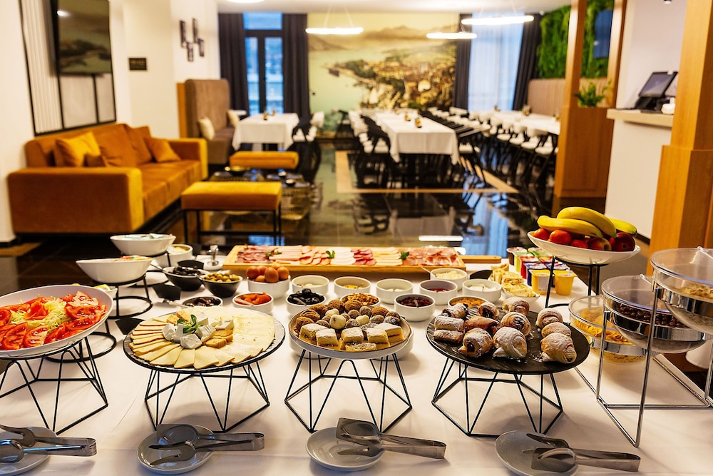 Hotel Boka 53/63