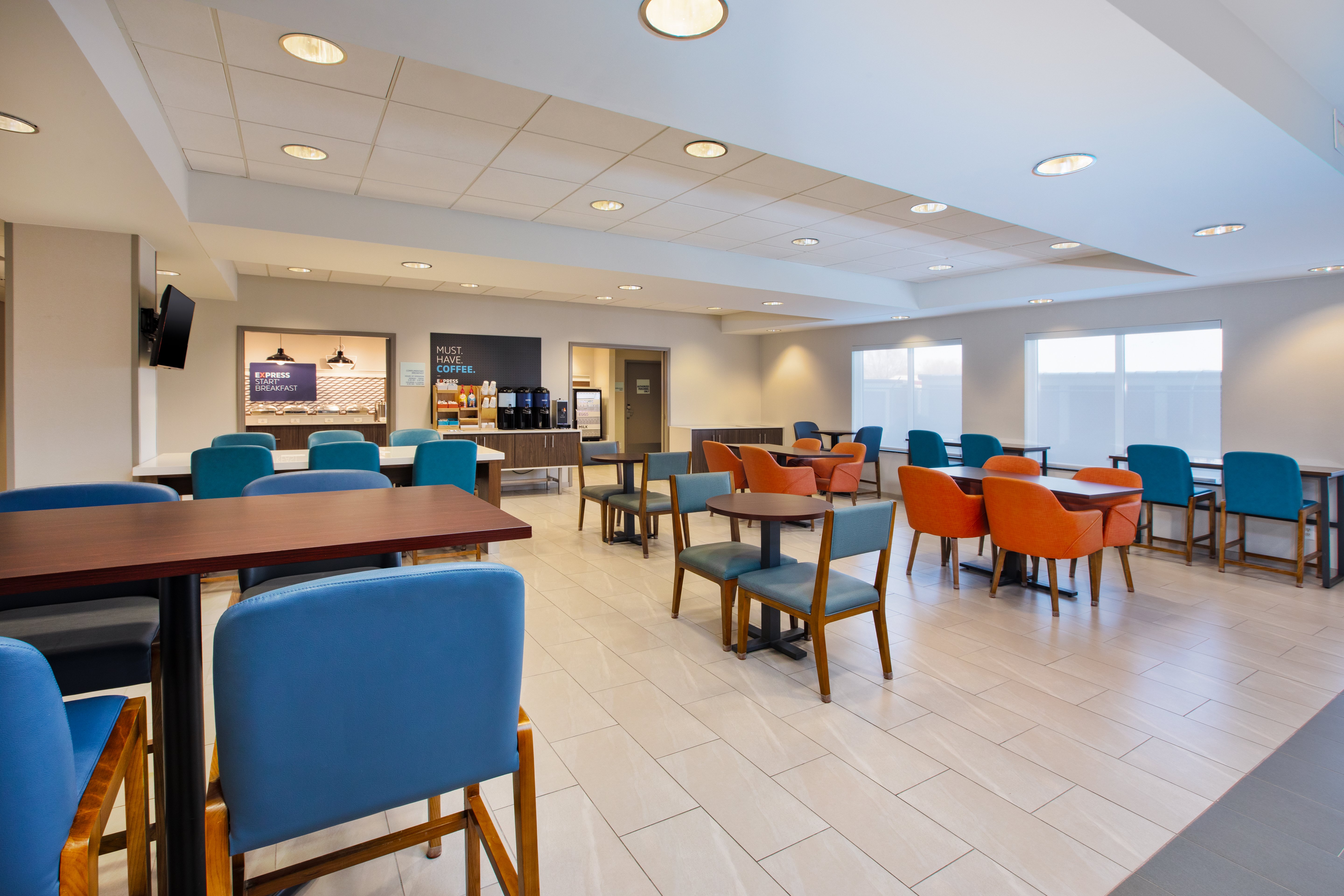 Holiday Inn Express Fremont 24/42