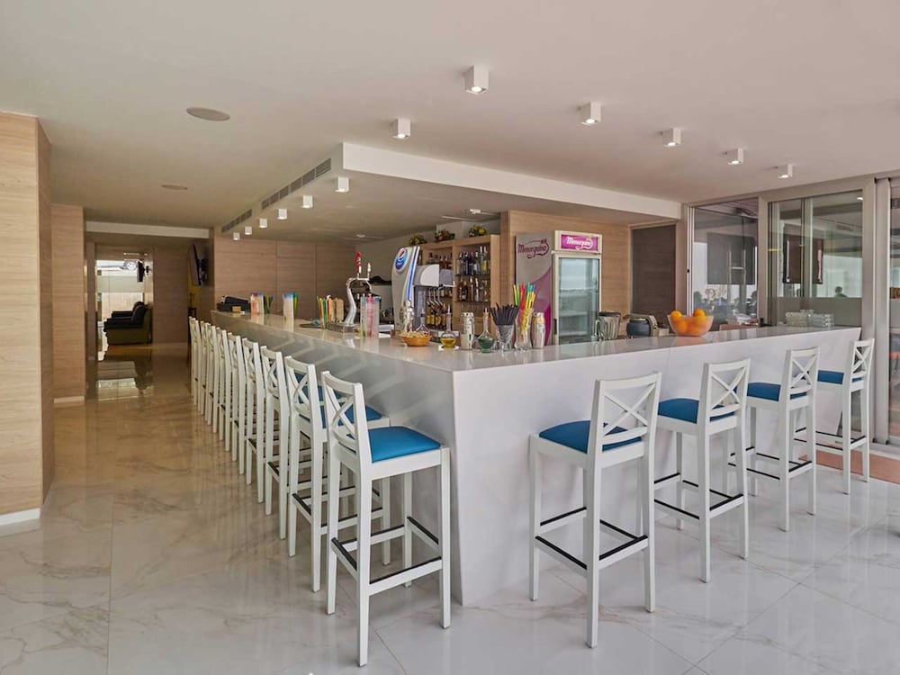 Aparthotel Paguera Beach 28/34