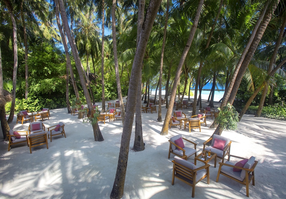 Baros Maldives 105/115