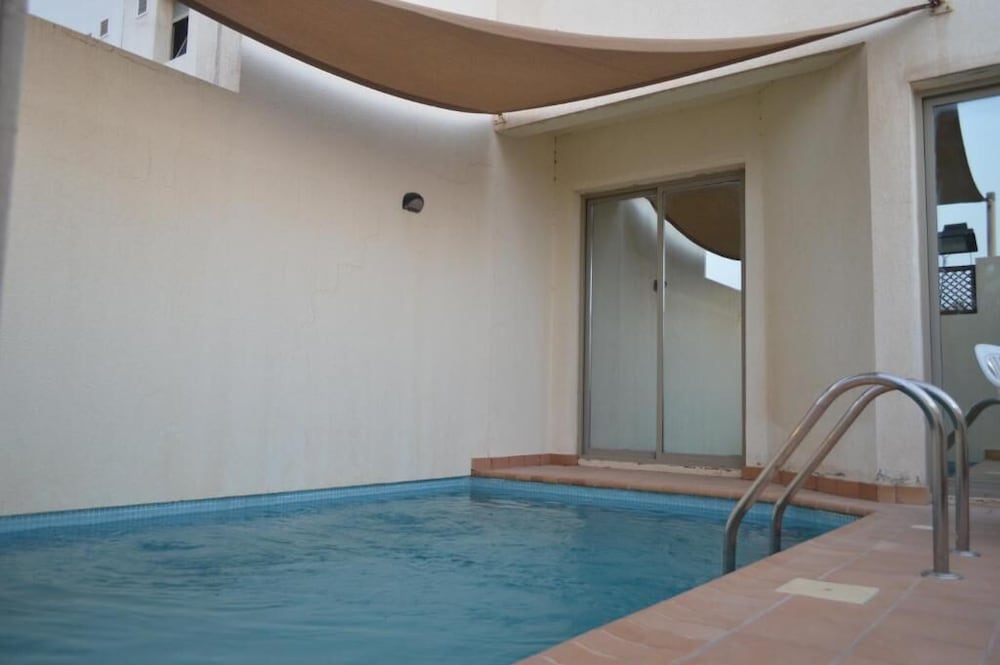 شاليهات ويف(Wave Resort) 6/16