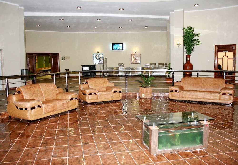 Imperial Royale Hotel 7/66