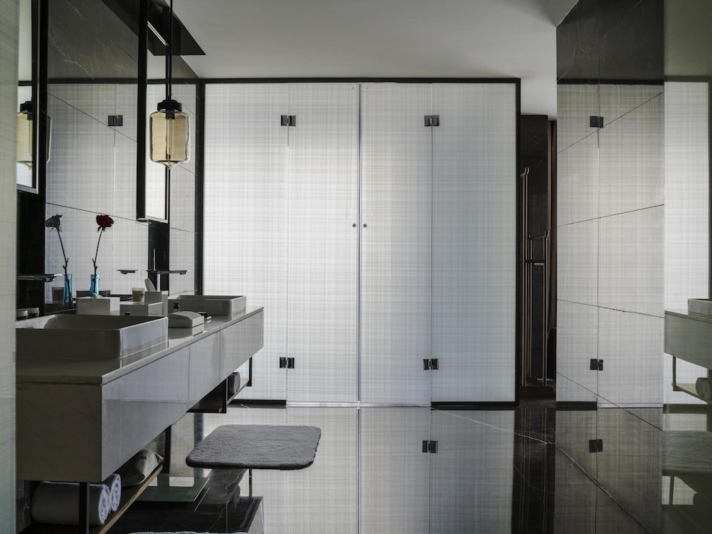 Pullman Zhouzhuang 64/65