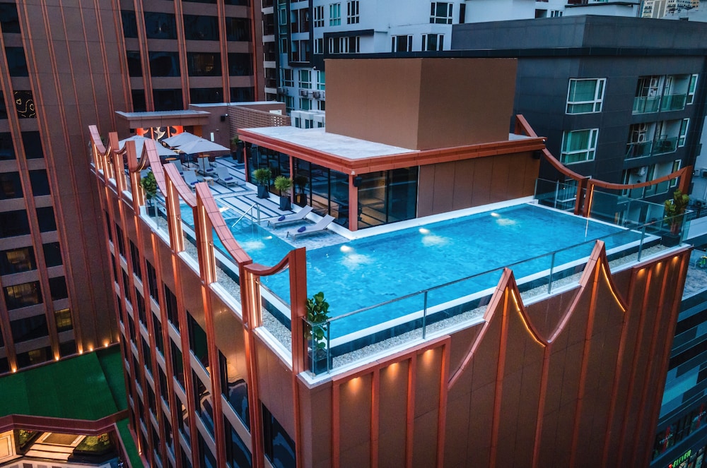Samala Bangkok Sukhumvit 15 by Kingston Hotels in BANGKOK