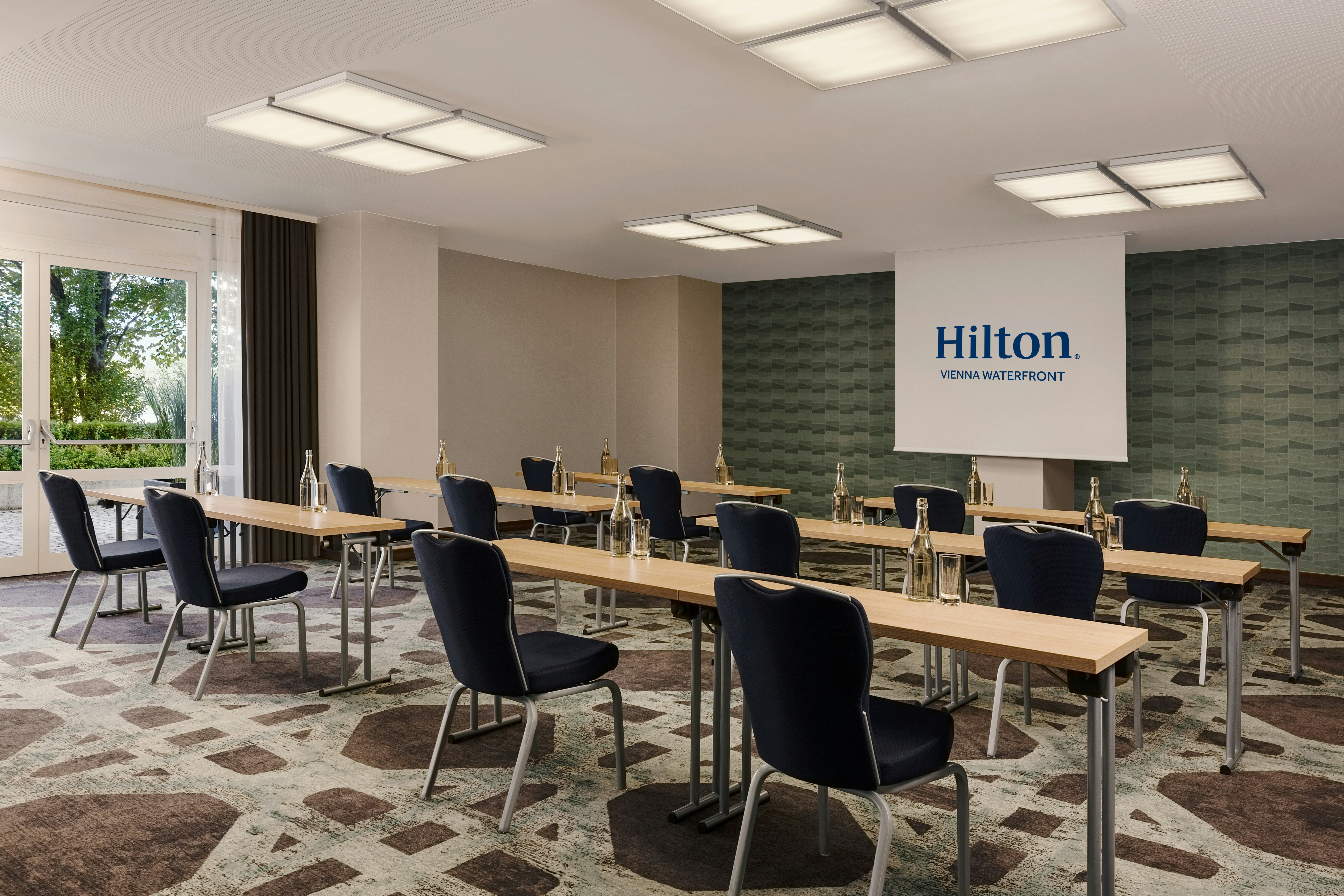Hilton Vienna Danube Waterfront 69/87