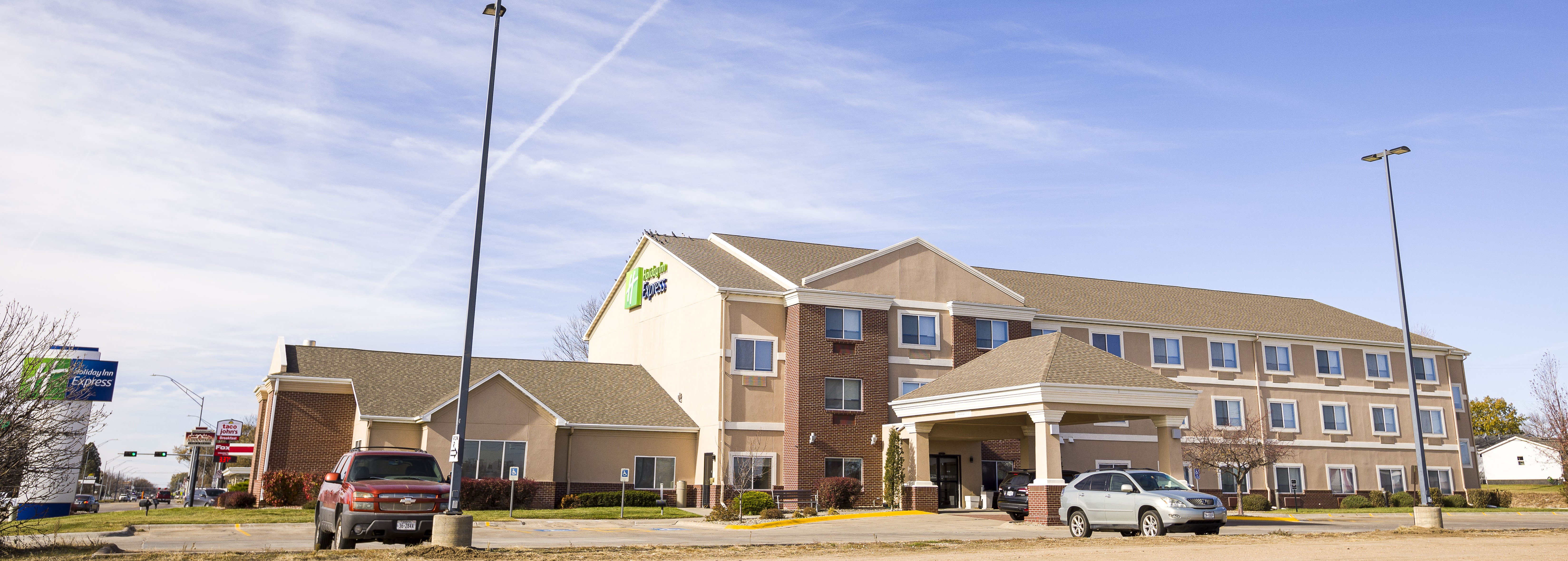 Holiday Inn Express O Neill 36/40