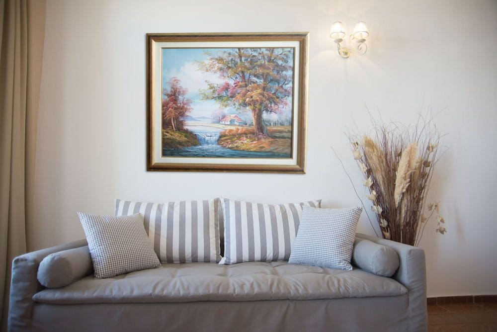 Porto Enetikos Suites 25/50