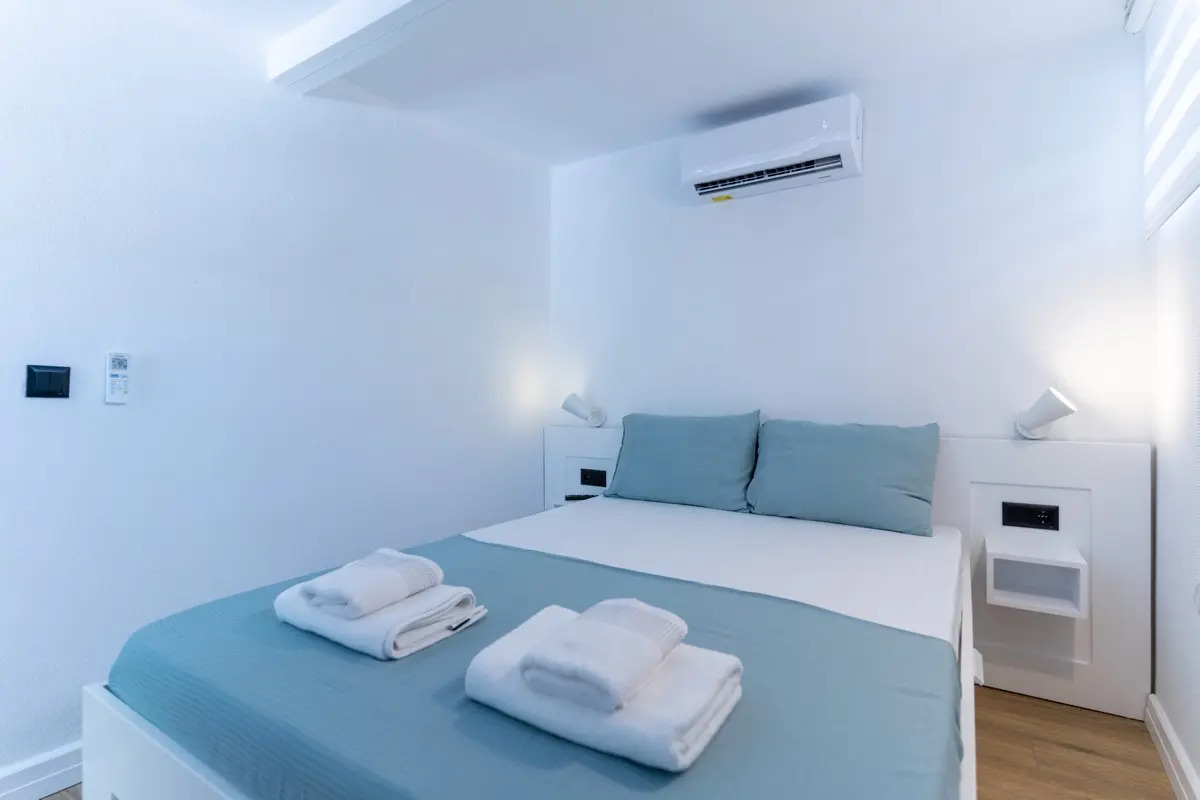 Garden, Studio, Kitchenette