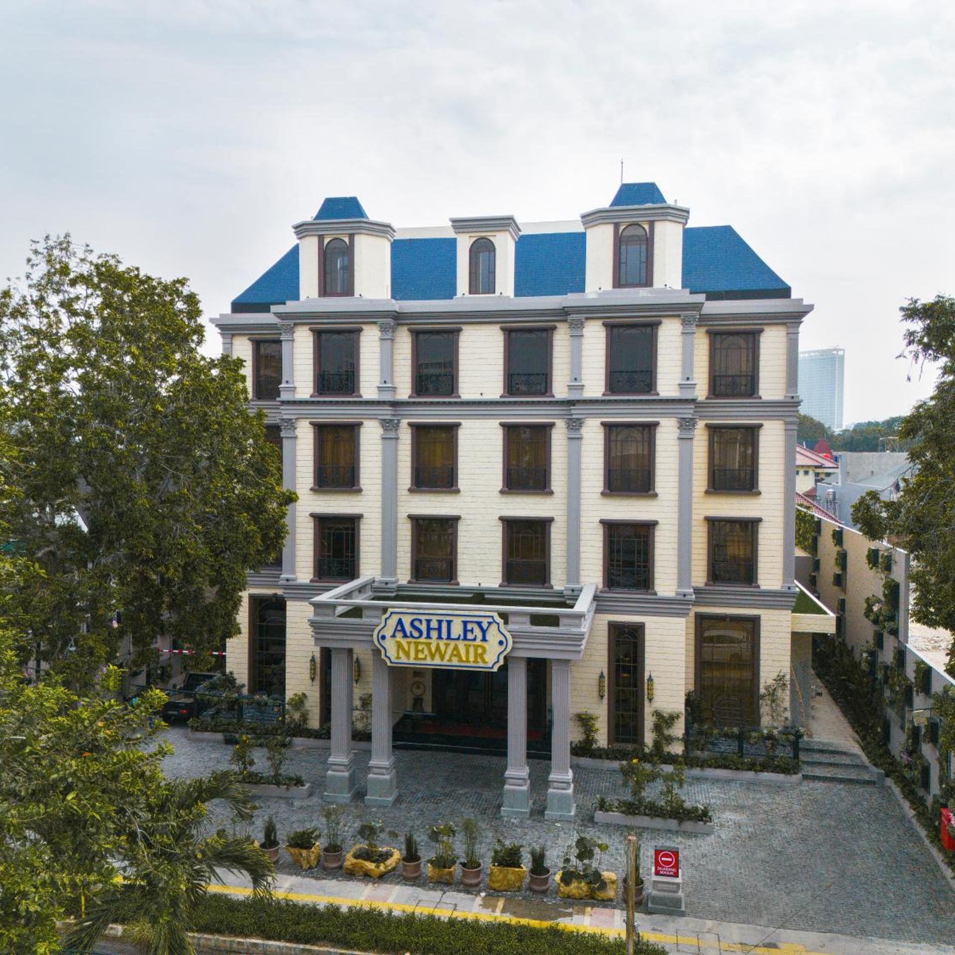 Ashley Newair Menteng 4/50
