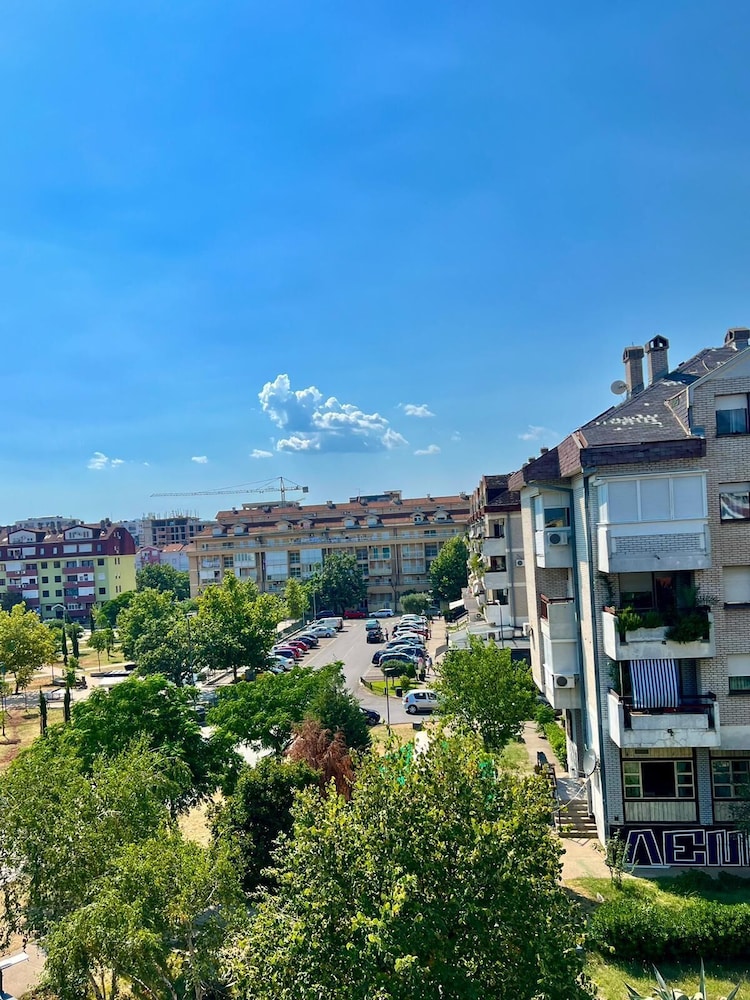 Bristol Hotel Podgorica 55/62