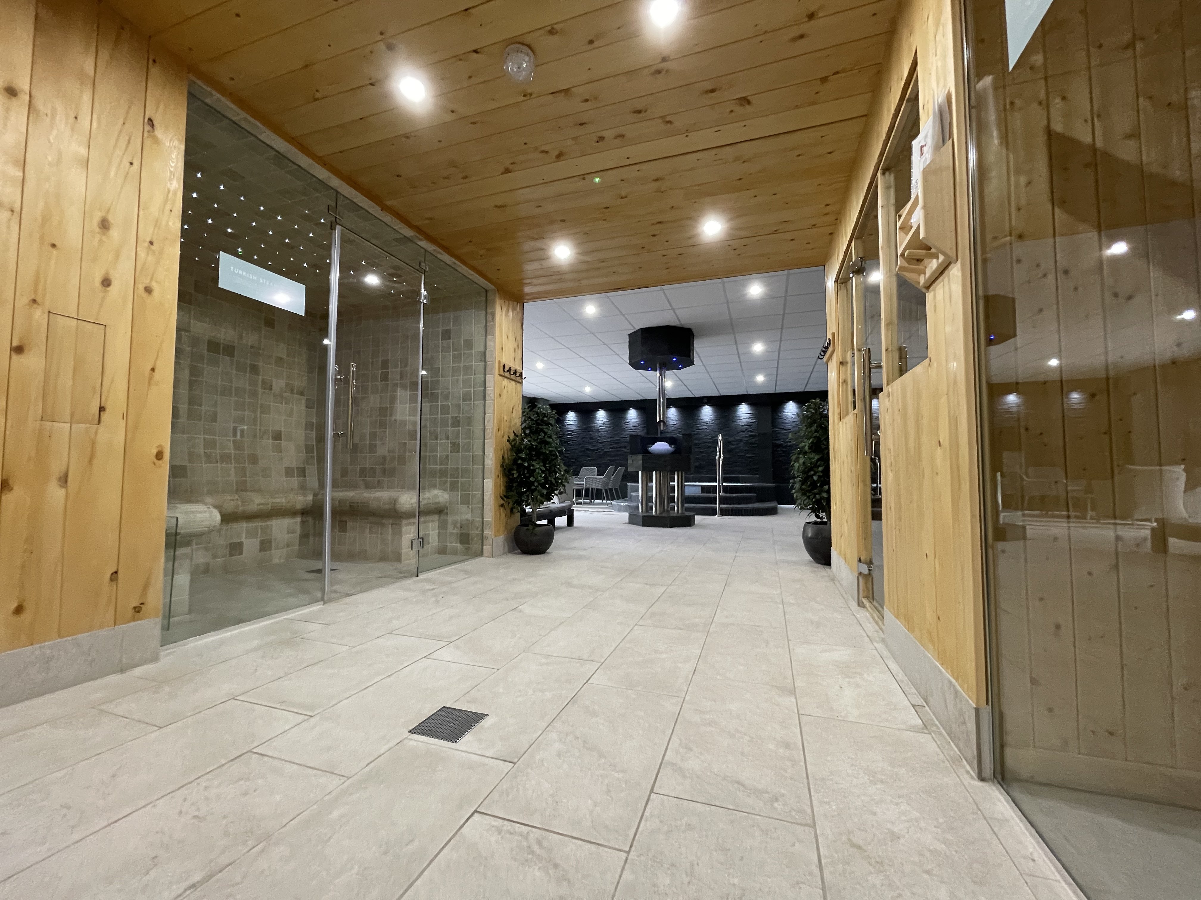 Comis Hotel and Golf Resort 43/50