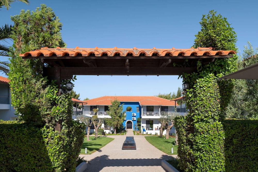 Philoxenia Hotel 65/68