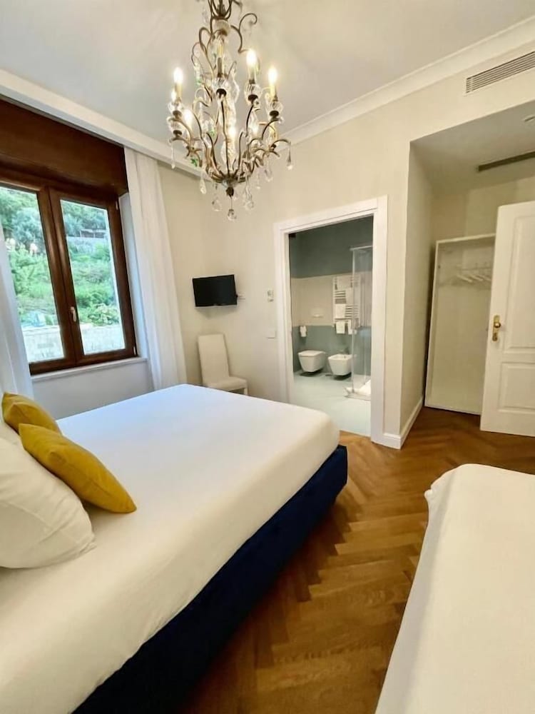 Hotel Villa Cimmino 22/57