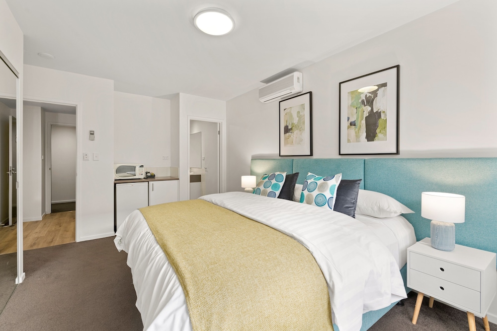 Punthill Burwood 15/42
